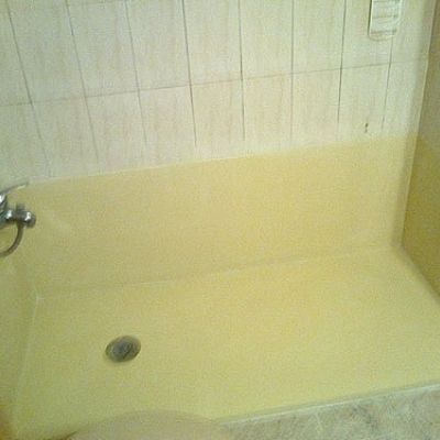 Construcciones y reformas en Gijón. Imágenes baño plata textura pizarra 2