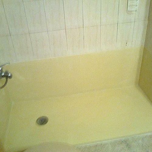 Construcciones y reformas en Gijón. Imágenes baño plata textura pizarra 2